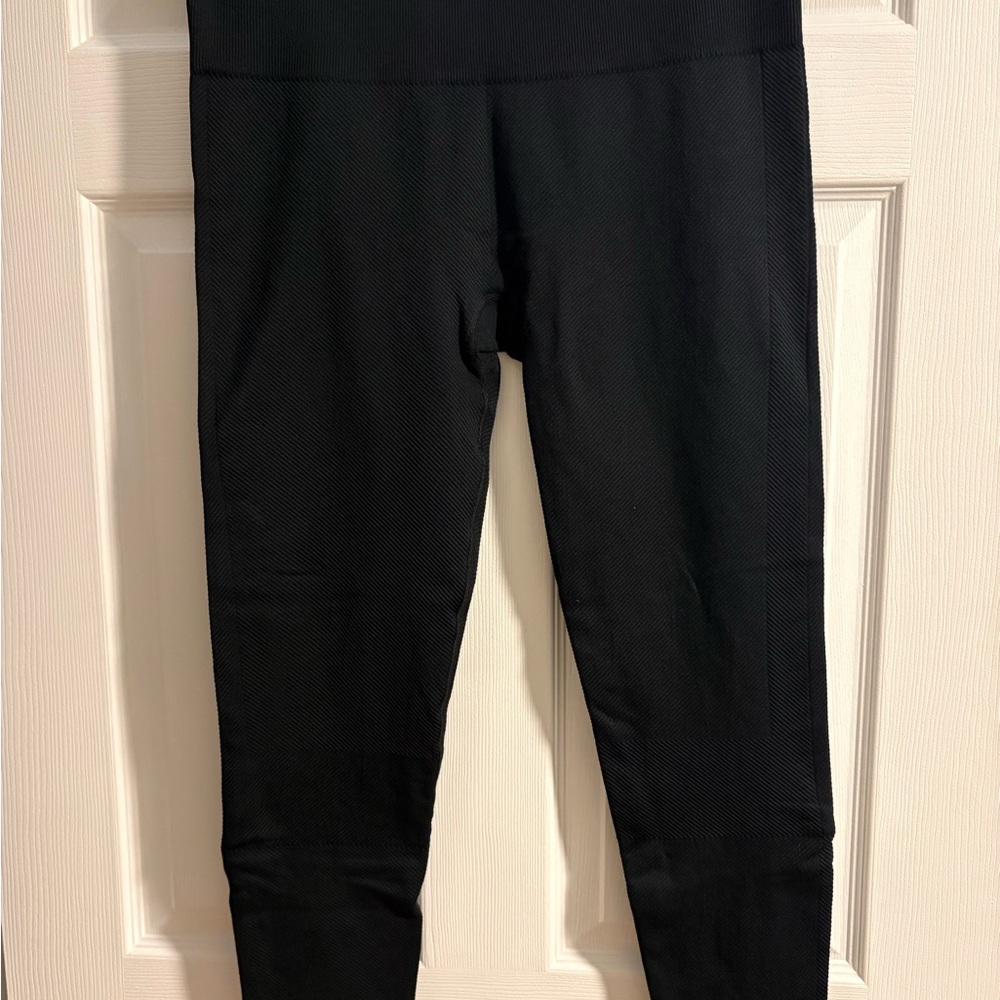 SPANX Womens Textured Black Leggings
